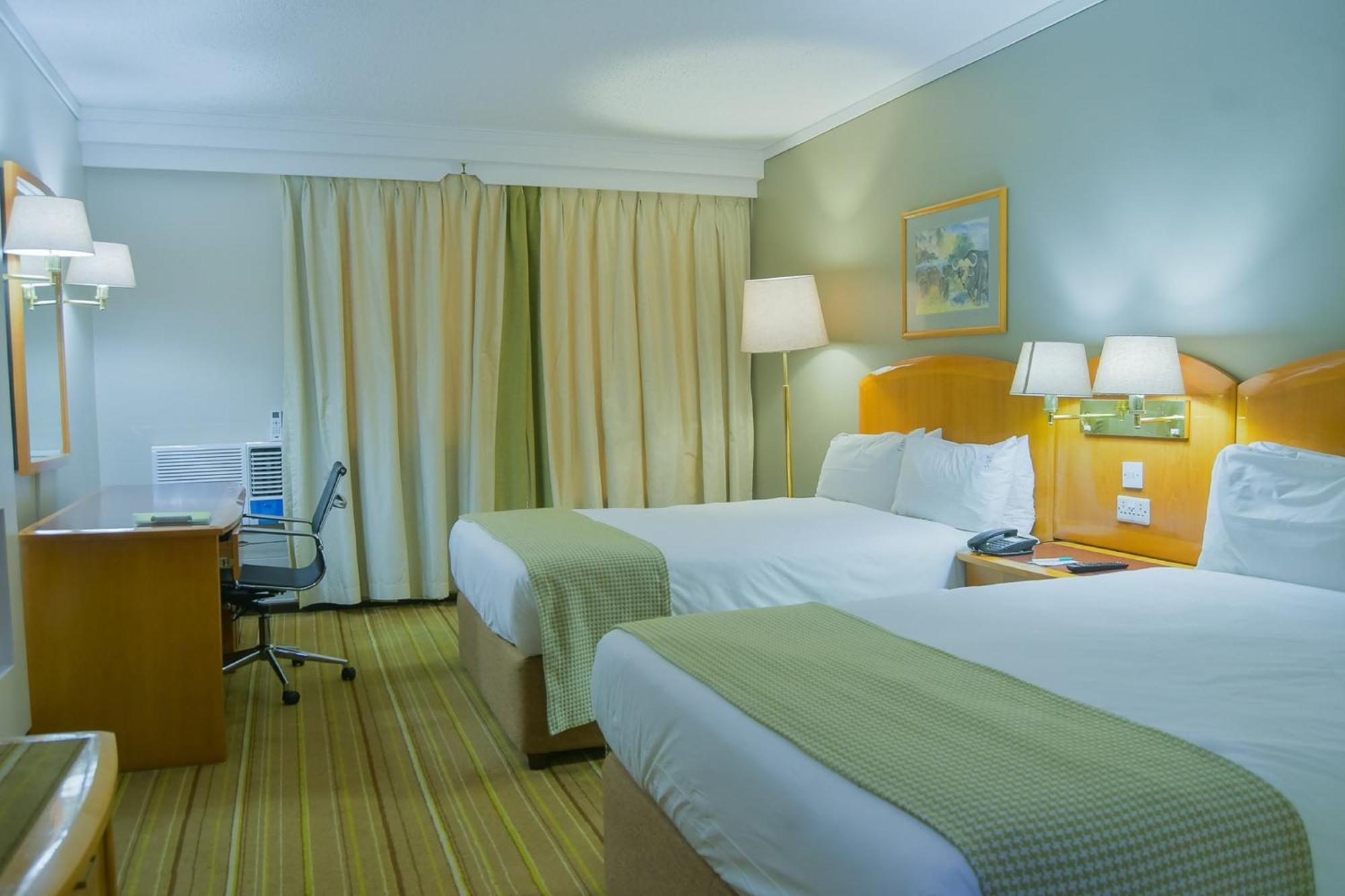 Holiday Inn - Harare By Ihg Bagian luar foto
