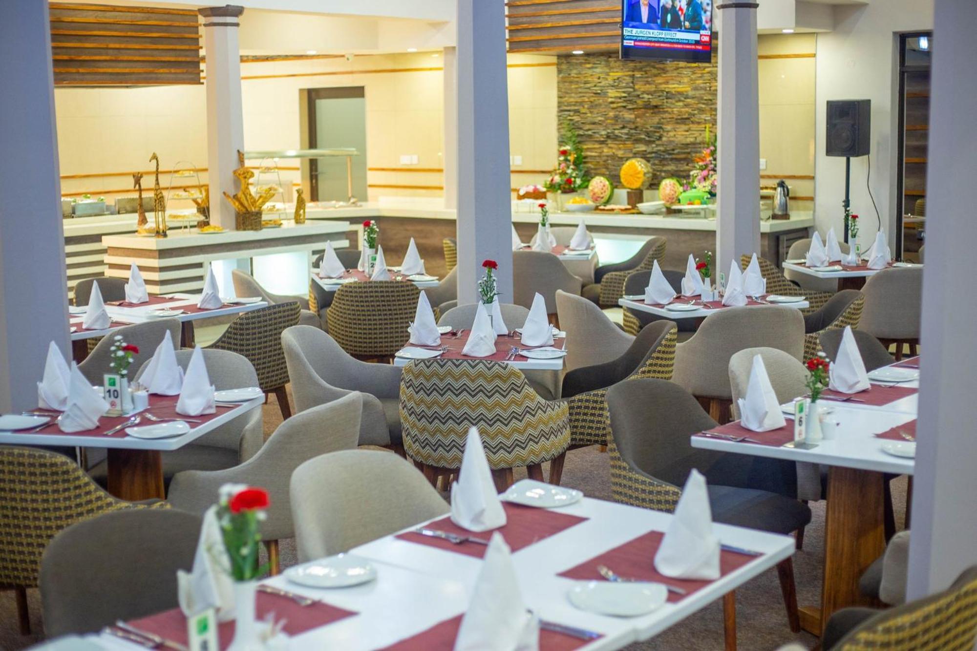 Holiday Inn - Harare By Ihg Bagian luar foto